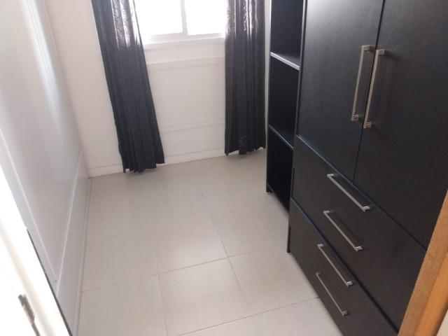 Alugo Barra 2 quartos suite vaga elevador e infra com mobília - Foto 9