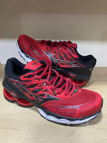 mizuno wave creation red