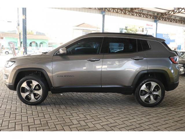 Jeep Compass LONGITUDE 2.0 4X4 - Foto 5