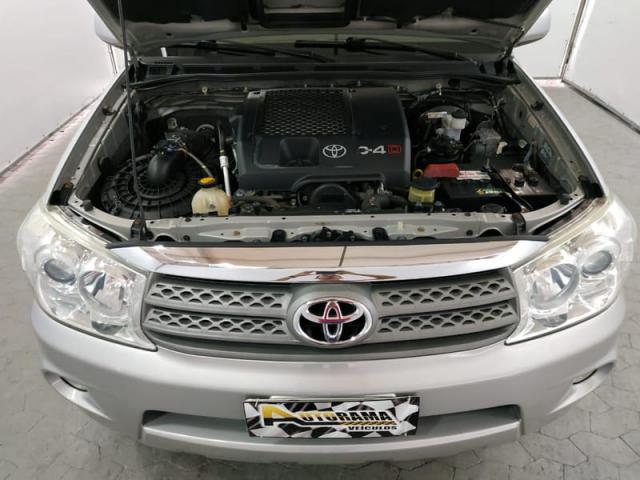 TOYOTA HILUXSW4 SRV4X4 AUT 07 LUGARES - Foto 19