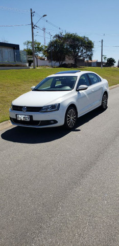 Jetta TSI pacote premium