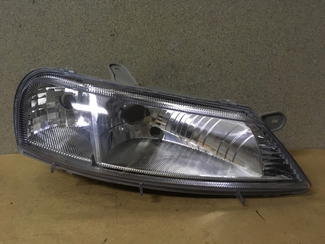 Farol Chevrolet Celta