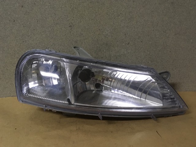 Farol Chevrolet Celta - Foto 3
