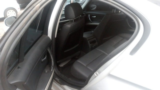 Sucata Bmw 318 Para Retirada de Peças - Foto 5