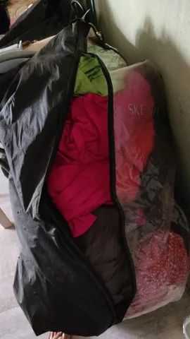 Vendo sapatos e roupas usados 