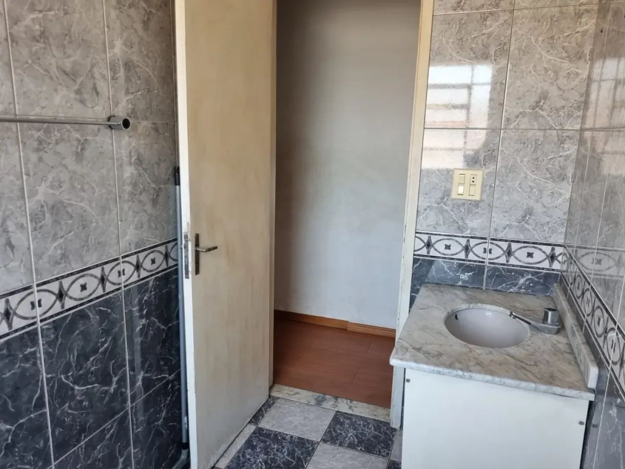 Sobrado para venda com 3 dormitórios - 152m² e 2 vagas no Jardim Paraíso - Foto 5
