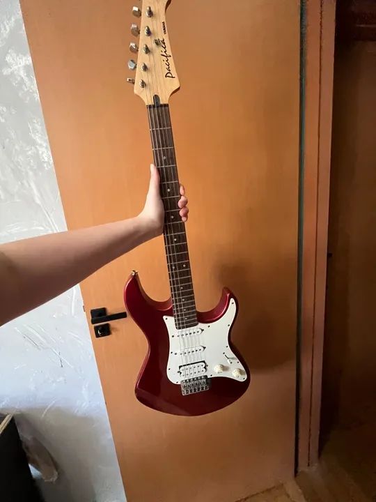 Guitarra Vermelha Pacifica Yamaha64310979354498120