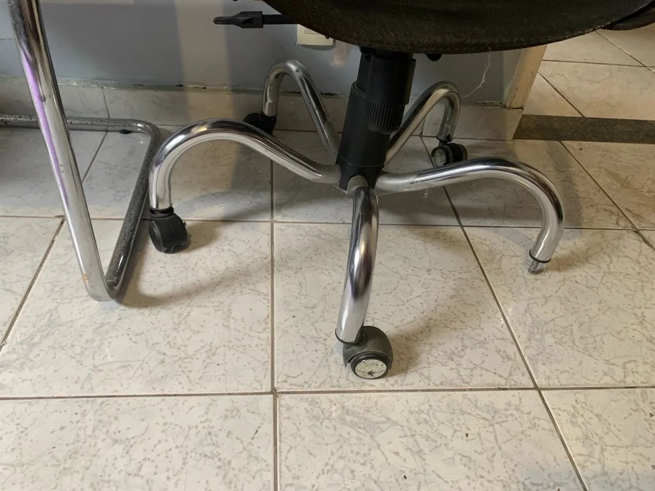 Cadeiras Escritório  - Foto 6