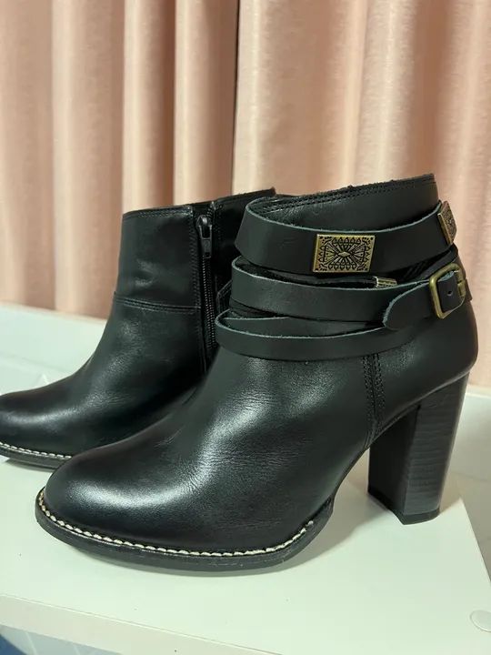 Bota em couro  - Foto 3