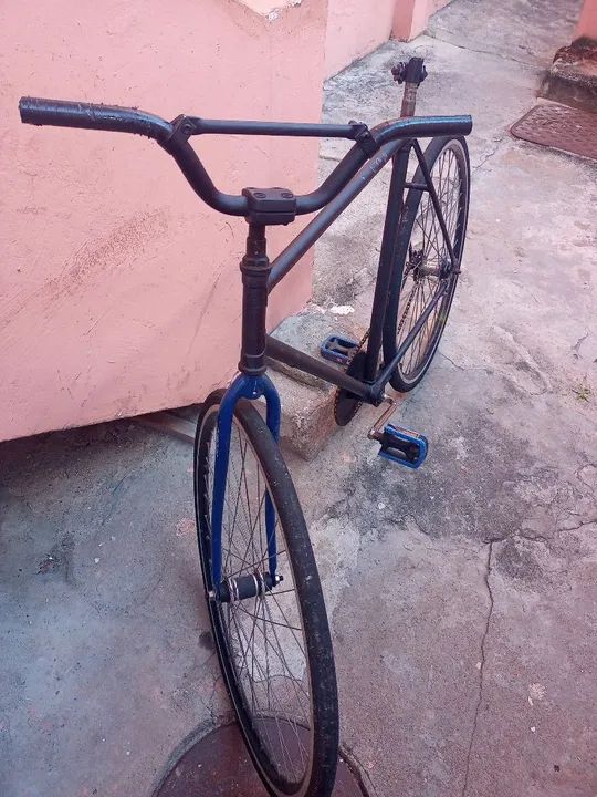 Bike fixa contra pedal 