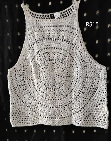 Blusas femininas de vários modelos 