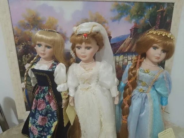 Bonecas de porcelana importadas