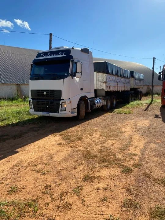 Caminhão Volvo FH 380