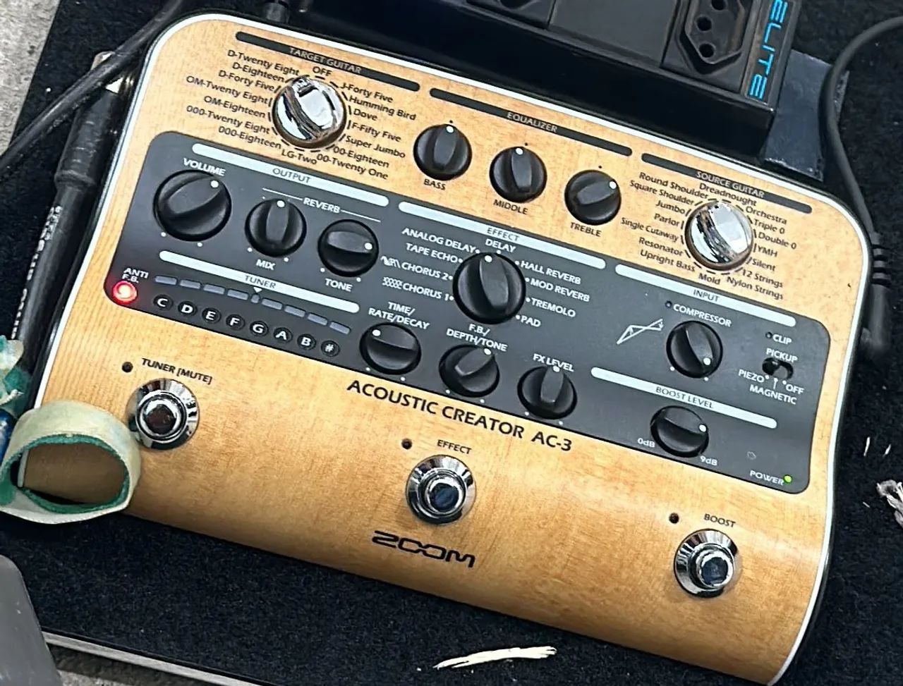 Zoom Acoustic Creator AC-3 - Multi-Efeitos para Violão - Foto 2
