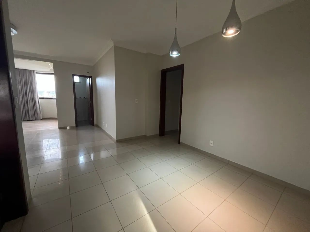 Apartamento 03 Suites plenas com armários e escritório (incluso condomínio e água) - 204 S - Foto 7