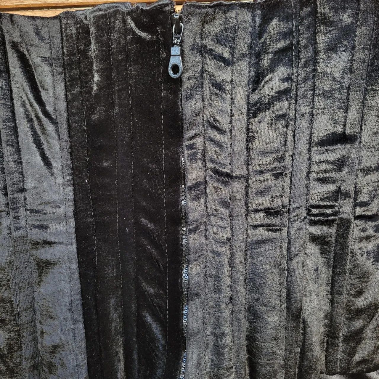 corset overbust preto veludo cotelê com barbatana estruturado chik glamour sexy estiloso - Foto 5