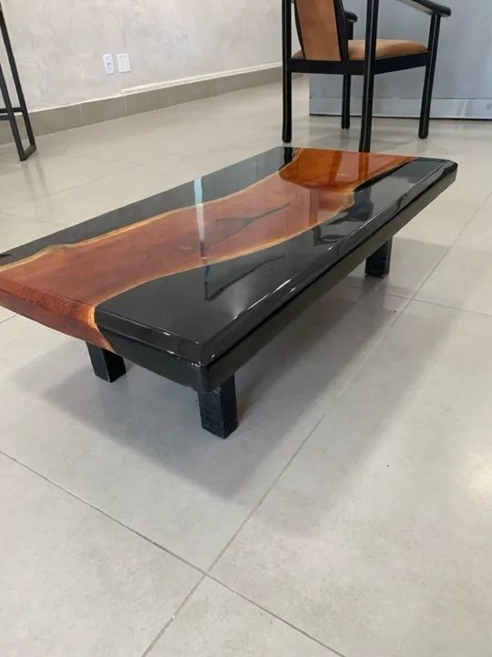 Mesa de Centro em Madeira e Resina Epóxi - Foto 3
