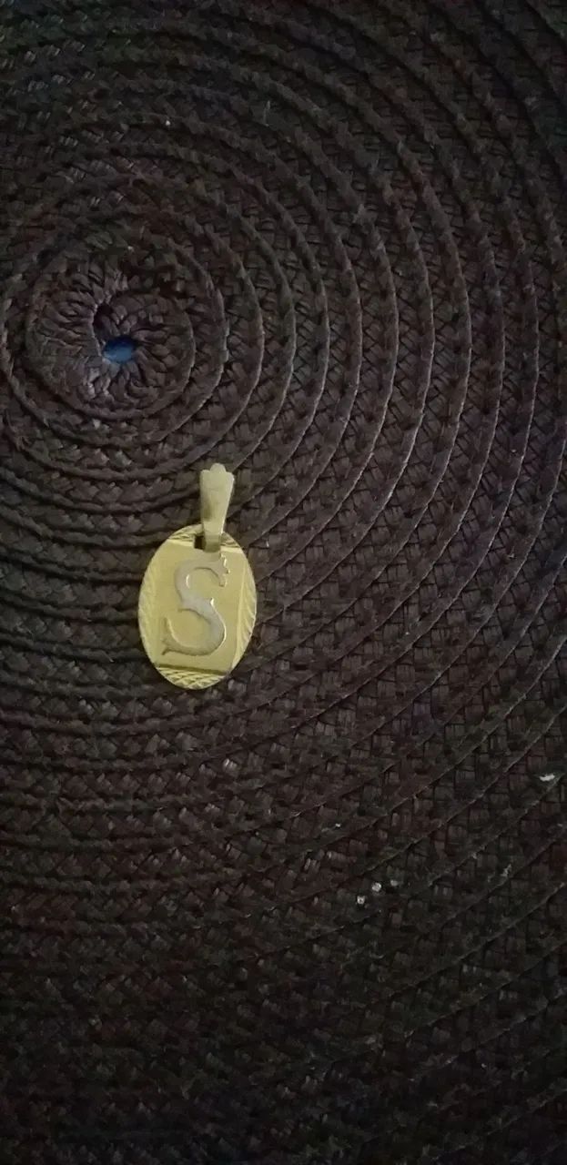 Vendo pingente com a letra s, banhando a ouro  - Foto 2