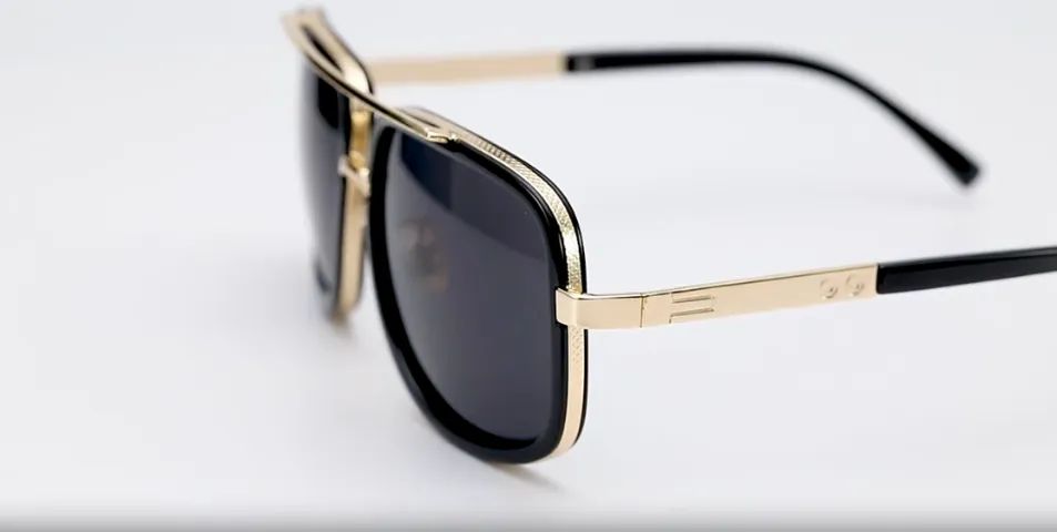 Óculos de Sol Masculino com Armação em Metal Dourado - Foto 5