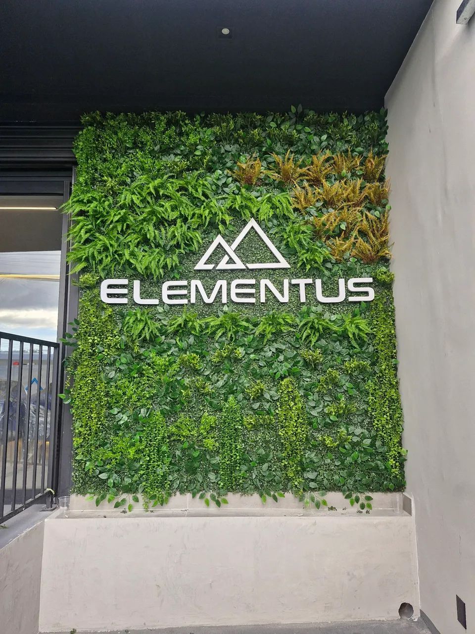 Jardim Vertical para sua marca e logo