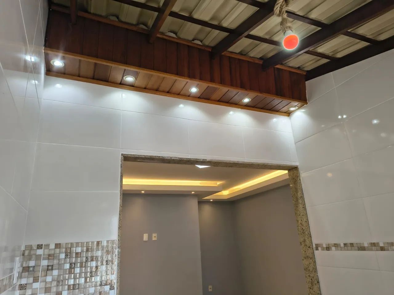  1 CASA E 2 APARTAMENTOS TUDO NOVO !!! ALUGO  OPORTUNIDADE !!!! - Foto 2