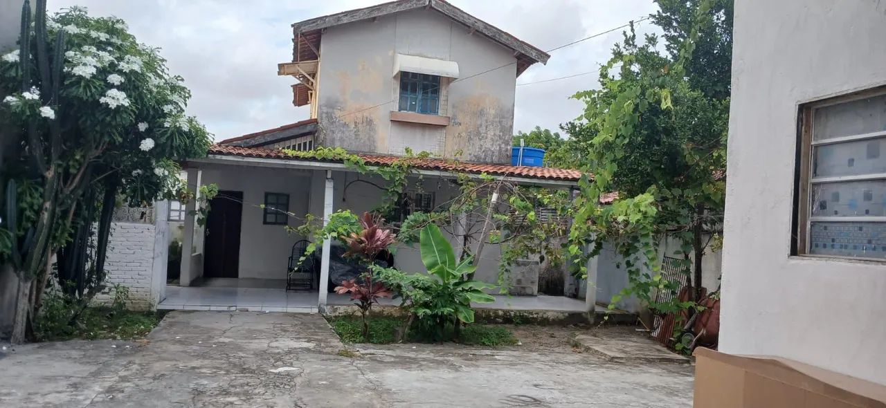 (Casa Indispensável) Casa para alugar no Valentina - R$700 com água e luz inclusos
