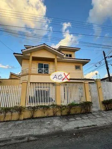 Sobrado com 3 dormitórios à venda, 271 m² por R$ 1.490.000,00 - Centro - Campo Largo/PR