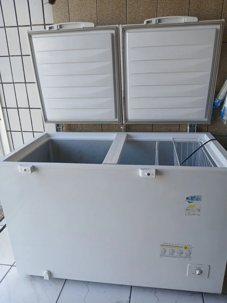 Frezee 2 Portas