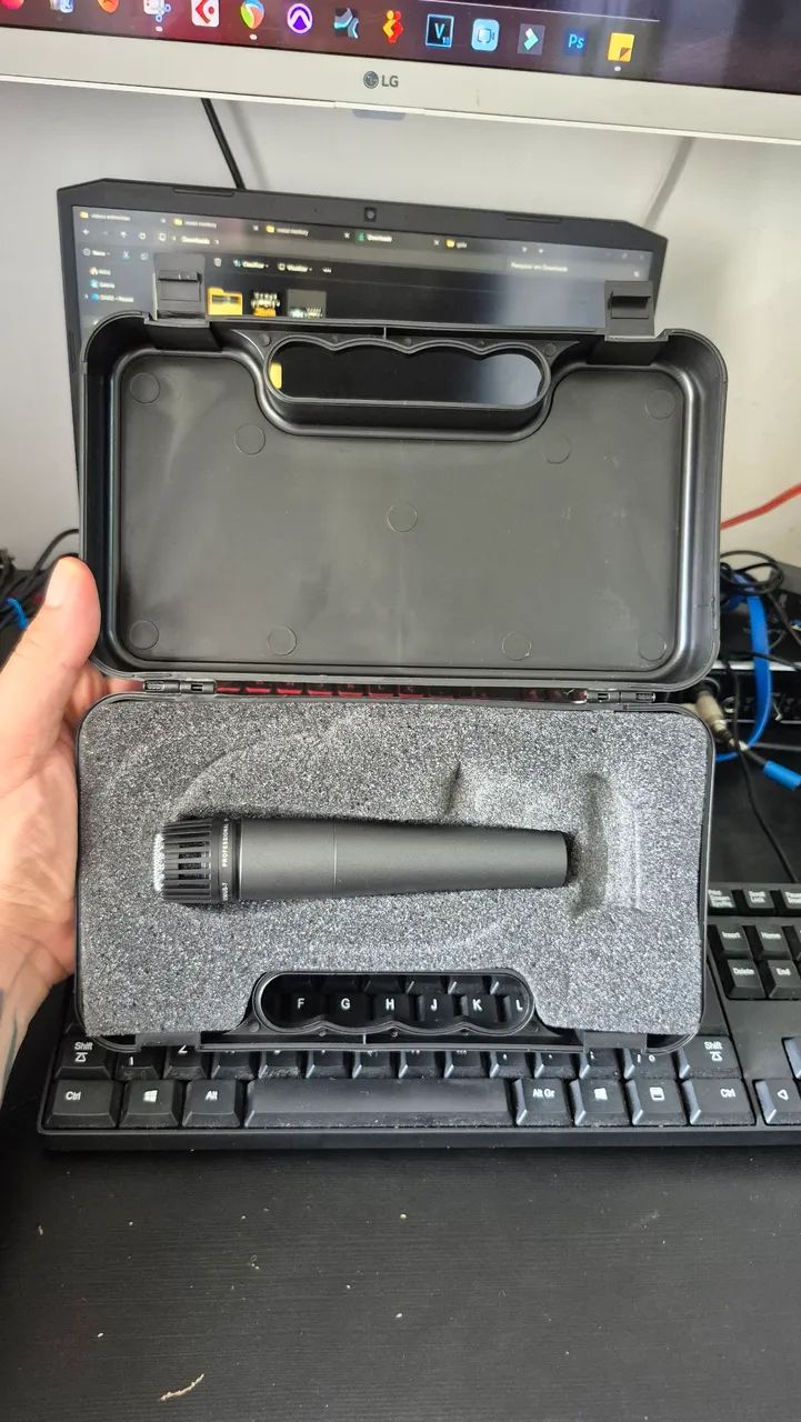 1 Microfone Dinâmico Renius-7 XIr Cinza-escuro - Foto 5