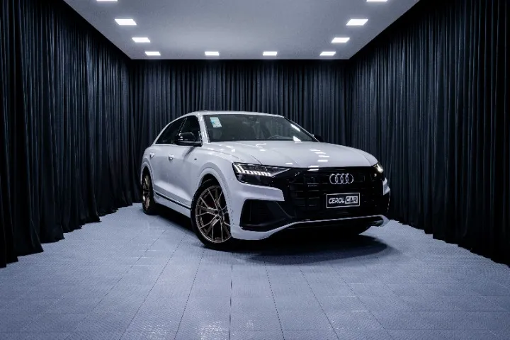 Audi Q8 Performance Black 3.0 TFSI Coupe Quattro. S-Ttronic