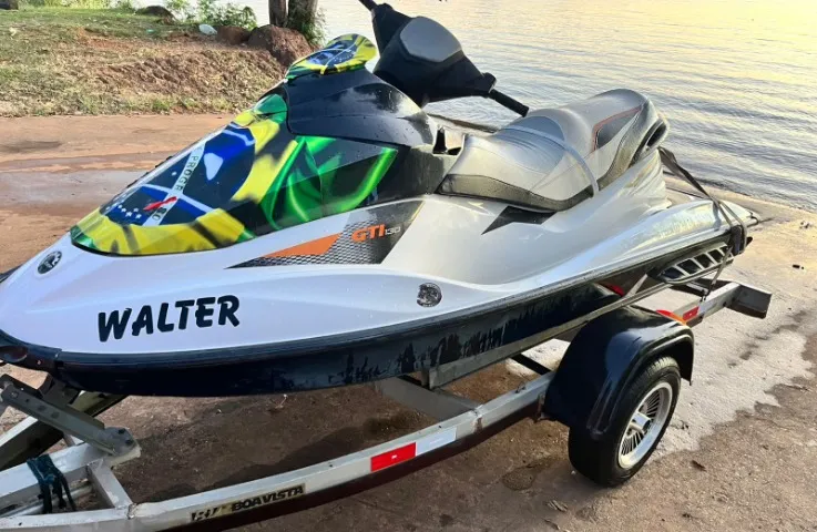 jet ski 130 tres lugares ano 2010