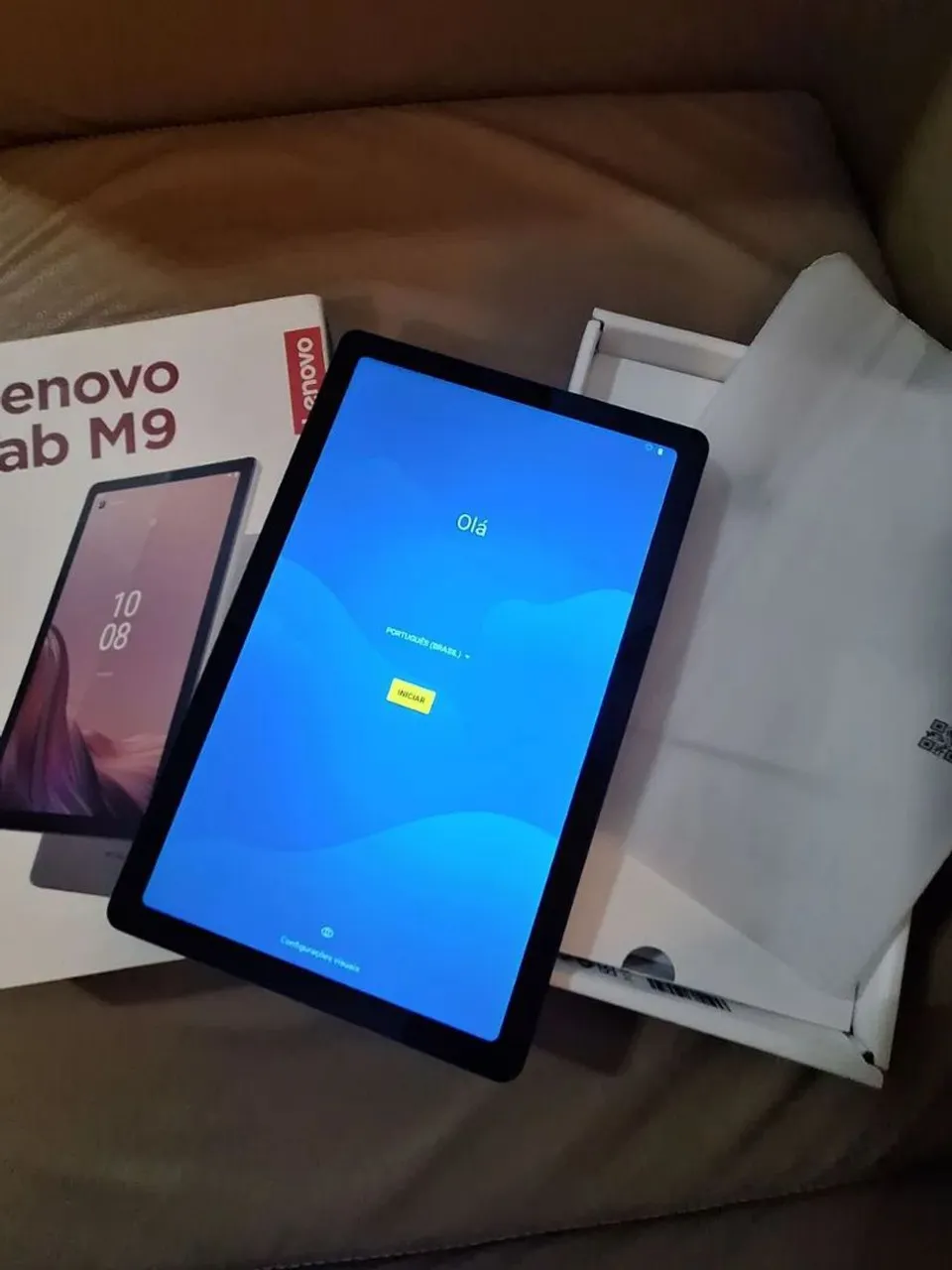 Tablet Lenovo - Tela Grande e Desempenho Incrível