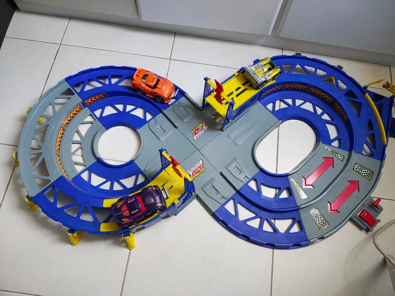 Pista de Carros  - Brinquedo Infantil - Foto 2
