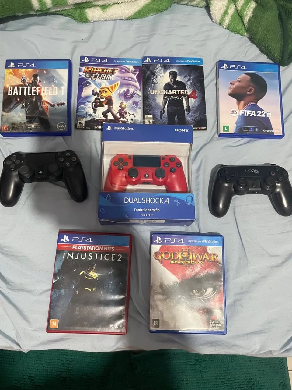 JOGOS E CONTROLES PS4, PREÇO A NEGOCIAR