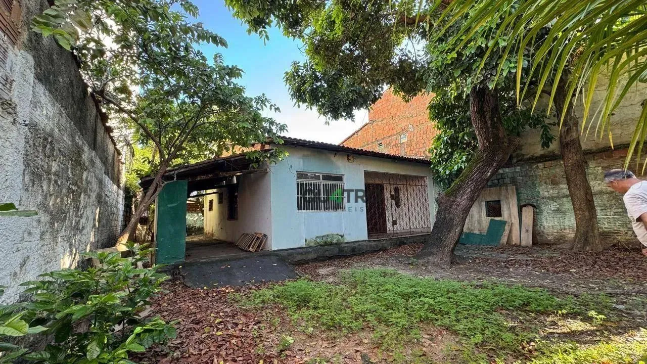 Terreno à venda, 324 m² por R$ 415.000 - Bairro Itaperi - Fortaleza/CE