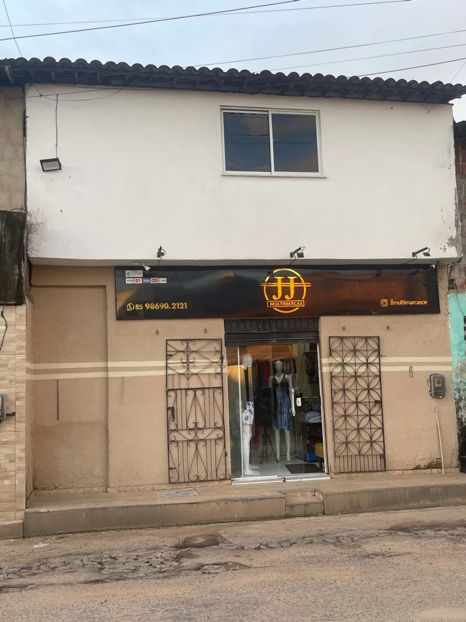 Ponto duplex pra vender, bem localizado, câmeras instaladas todo climatizado *