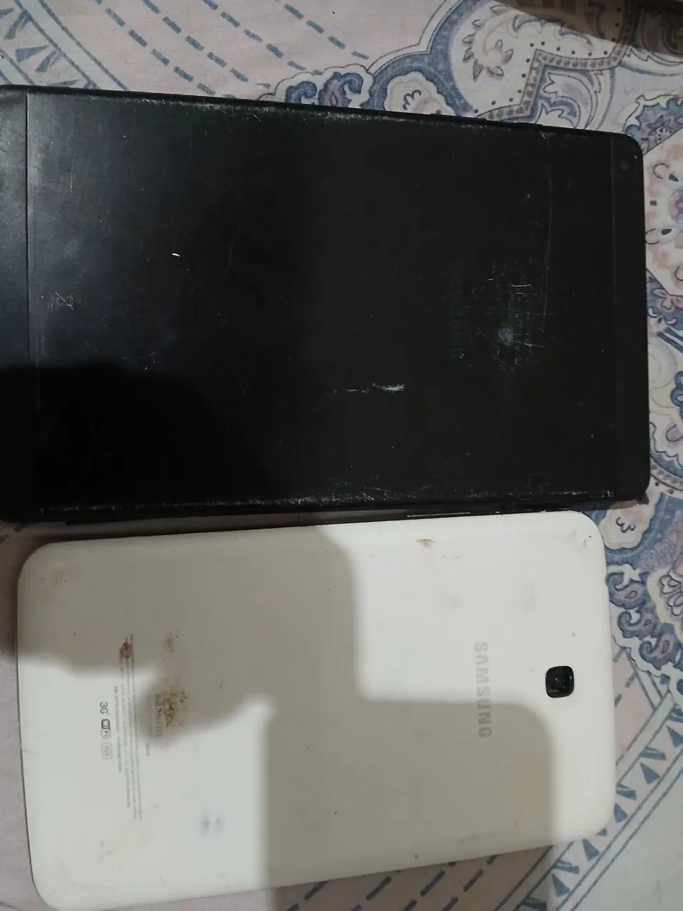 Vendo 2 tabletes com defeito na tela