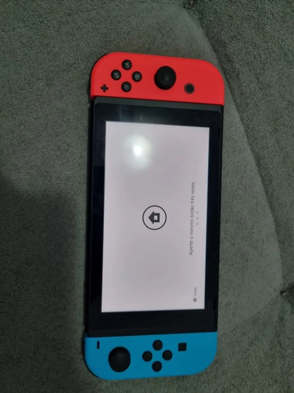 Nintendo Switch + Nintendo Pro Controller