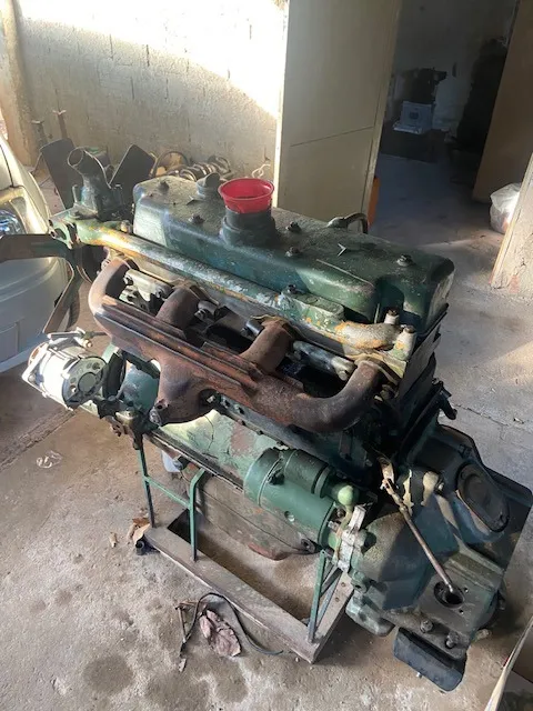 Motor OM 352 - Mercedes