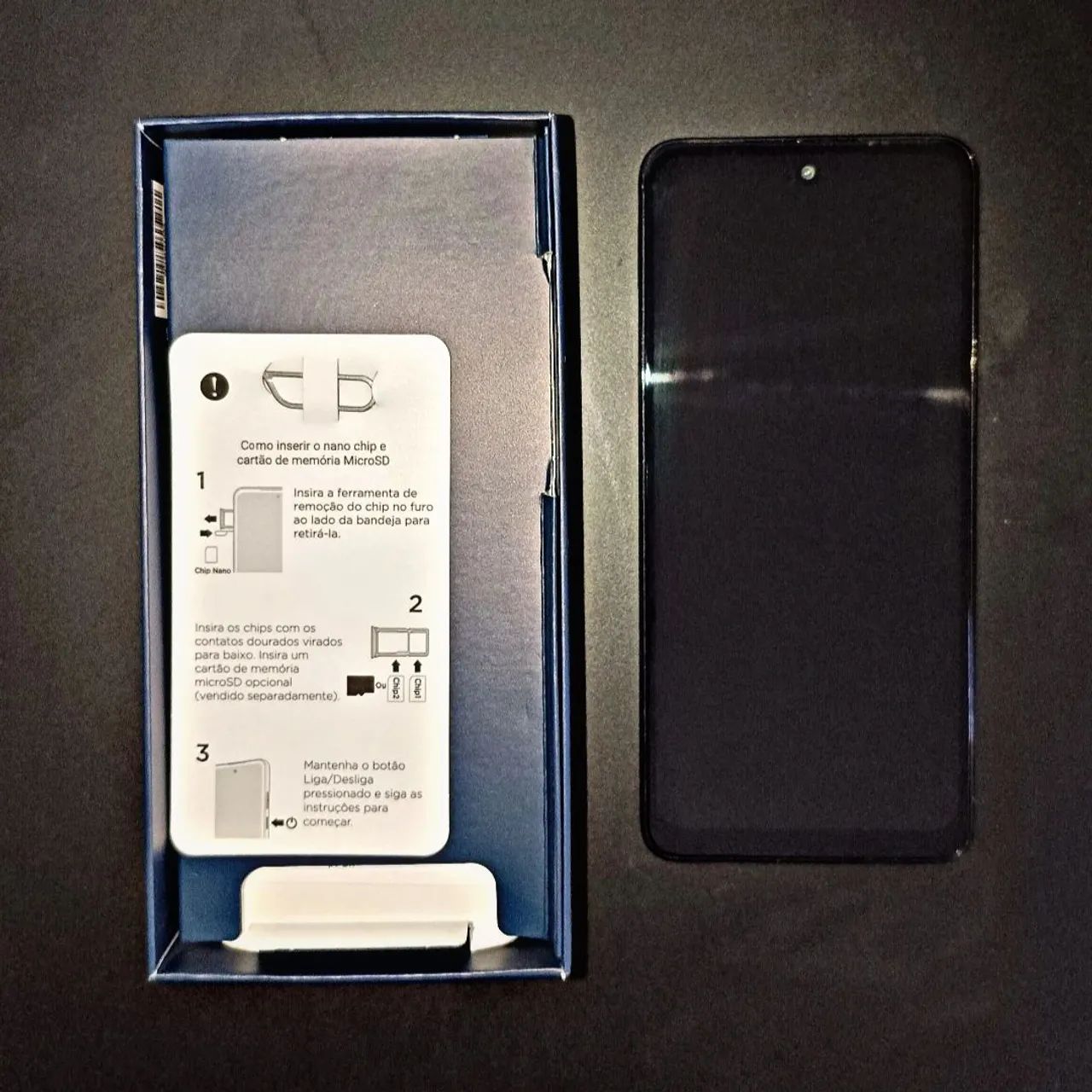 Moto G73 5G - Usado em ótimo estado com caixa, carregador e fone de ouvido novo de brinde
