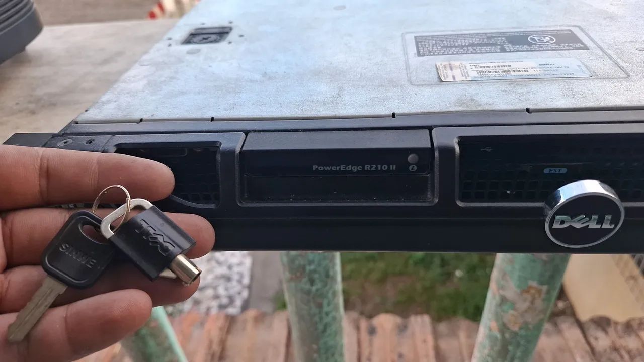 Dell PowerEdge R210 II Servidor - Foto 4