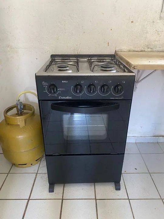 Fogão seminovo 