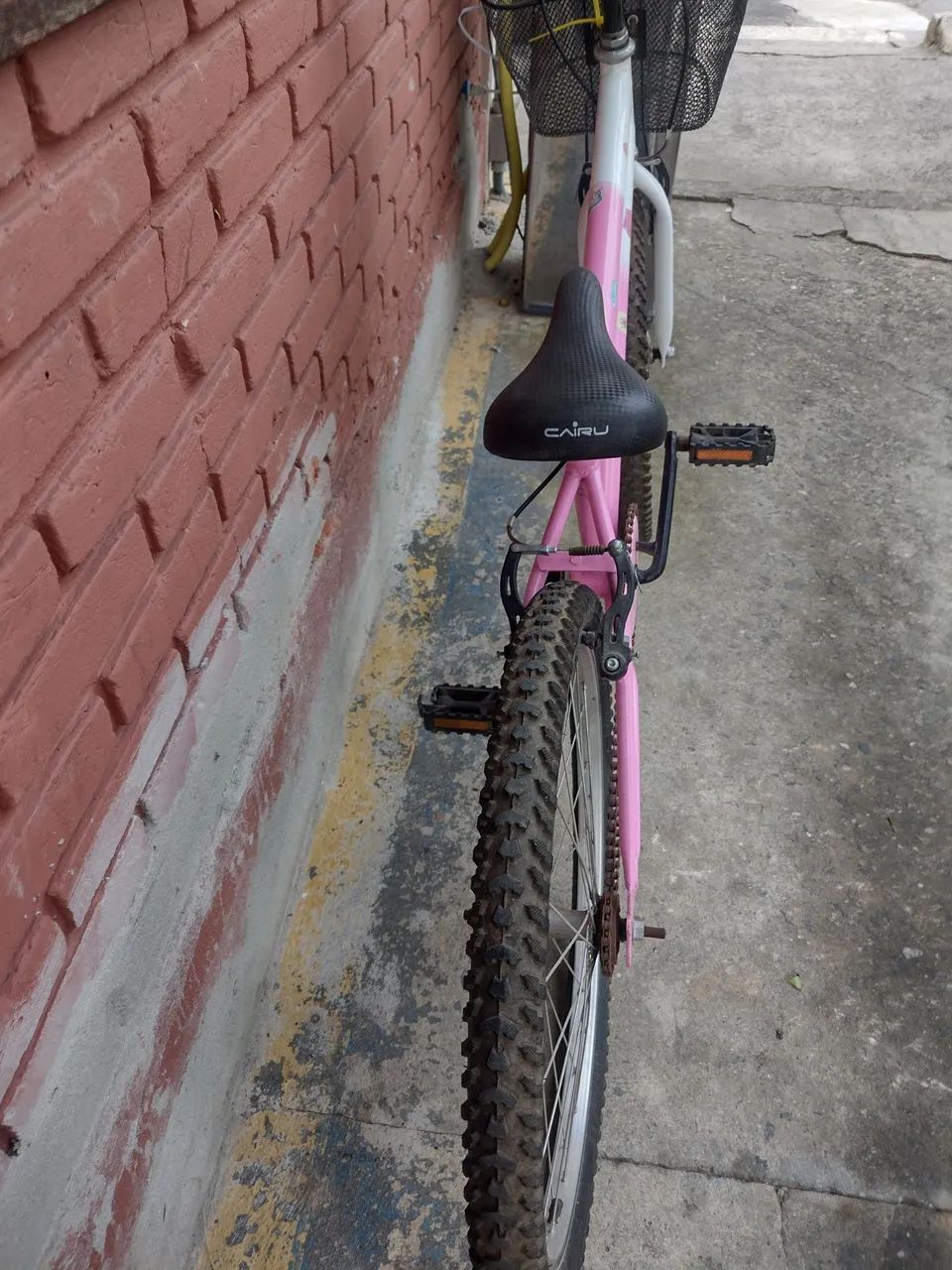 Bicicleta Infantil Rosa e branca  - Foto 4