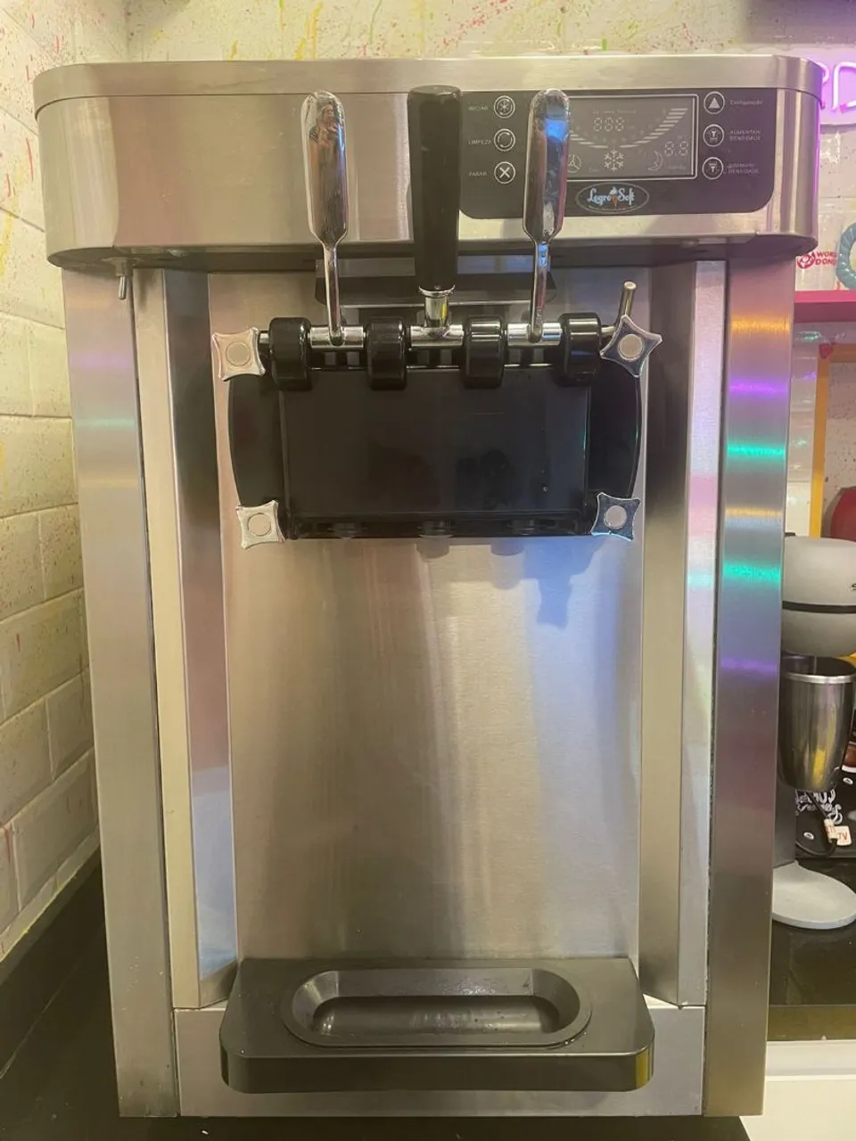 Máquina de Sorvete Logrosoft - 3 Sabores
