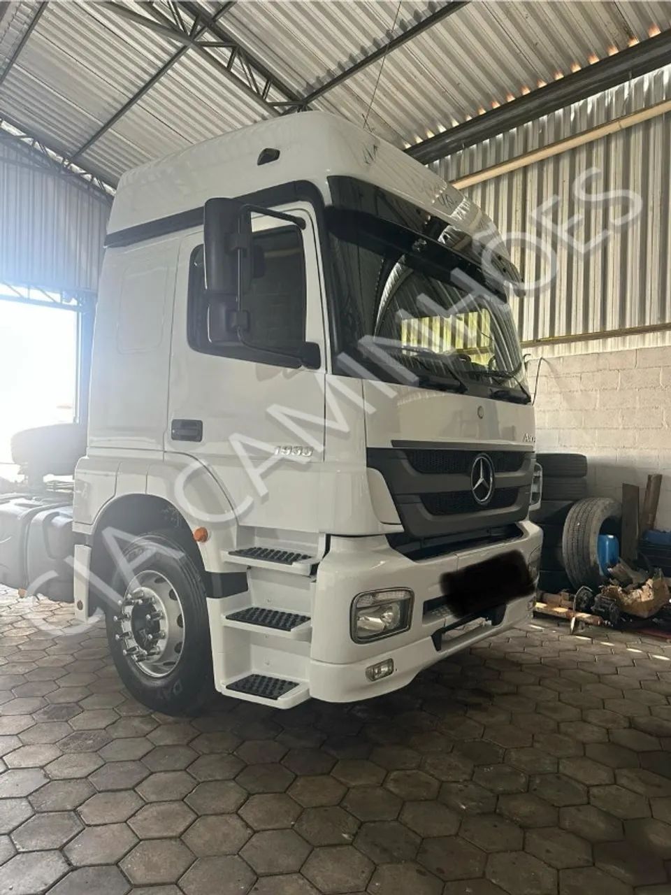 MB AXOR 1933 ANO 2020
