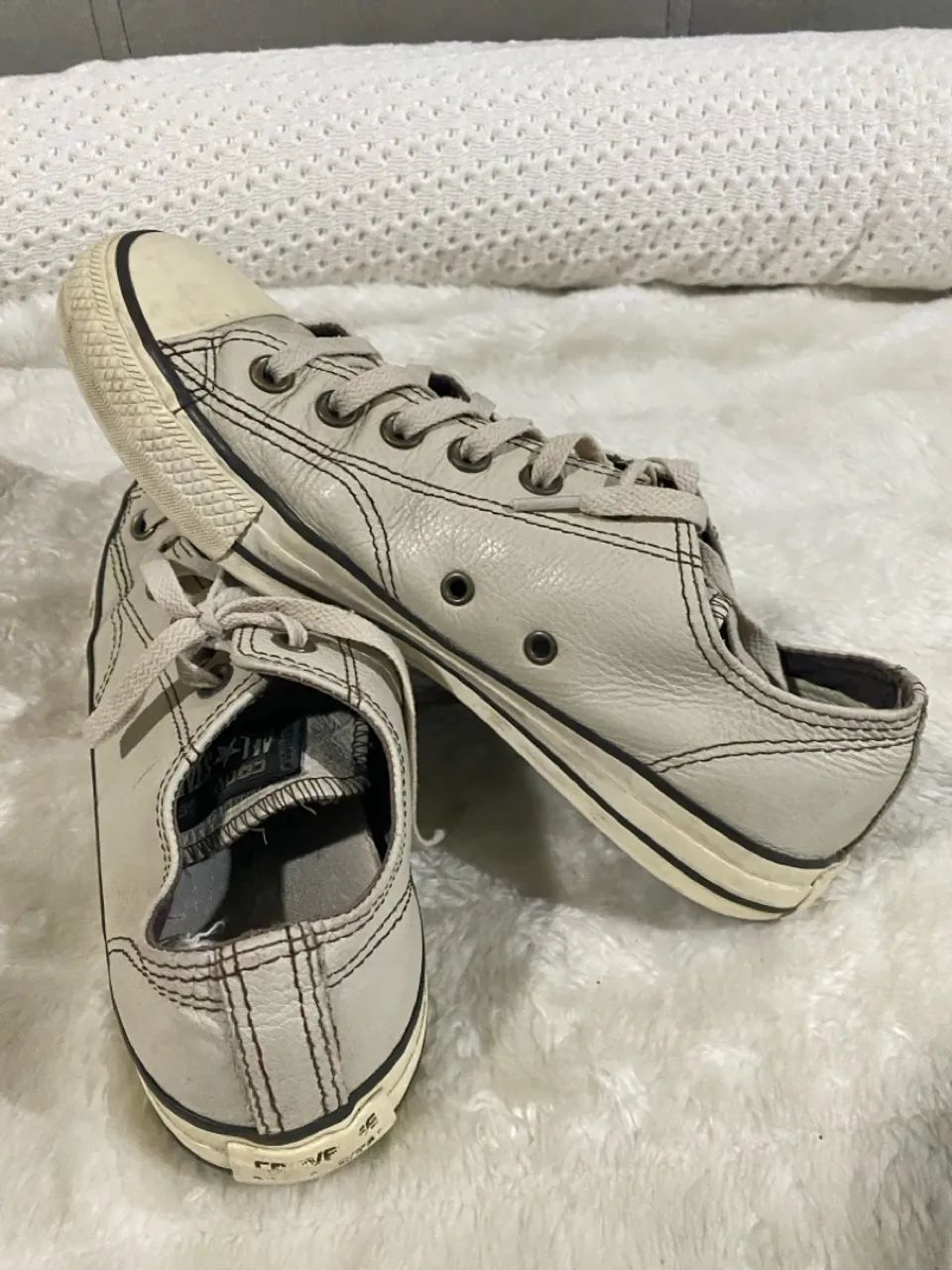 Tênis de couro all star tamanho 39 - Foto 4