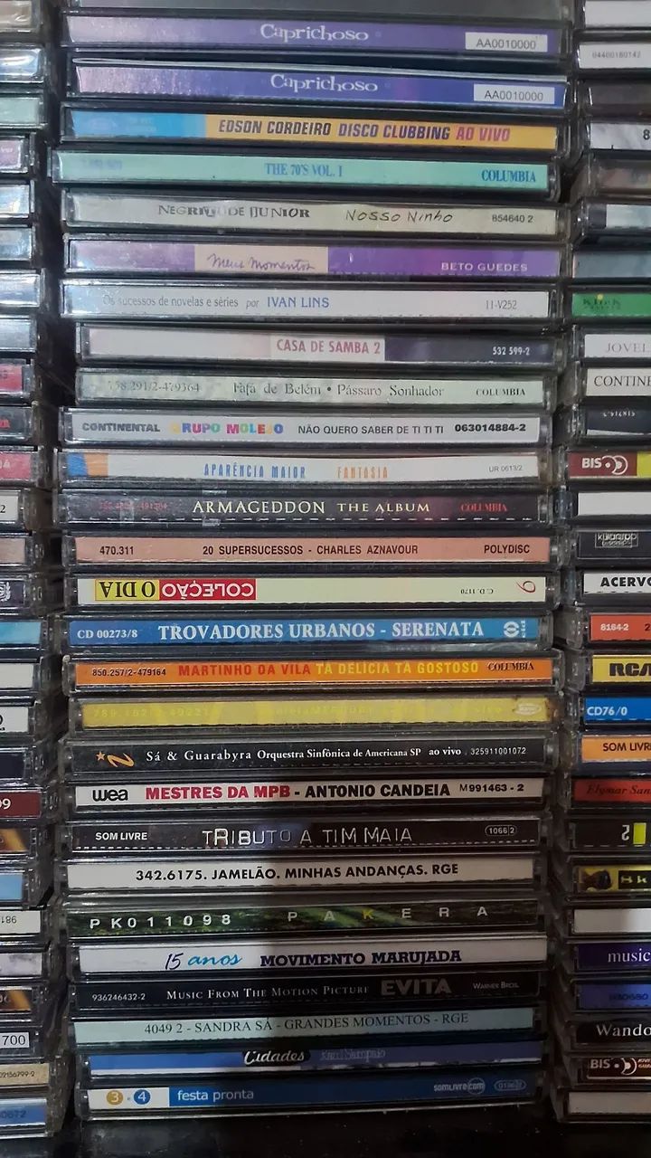 Vários cds originais Vários istilos - CDs, DVDs etc - São Luiz