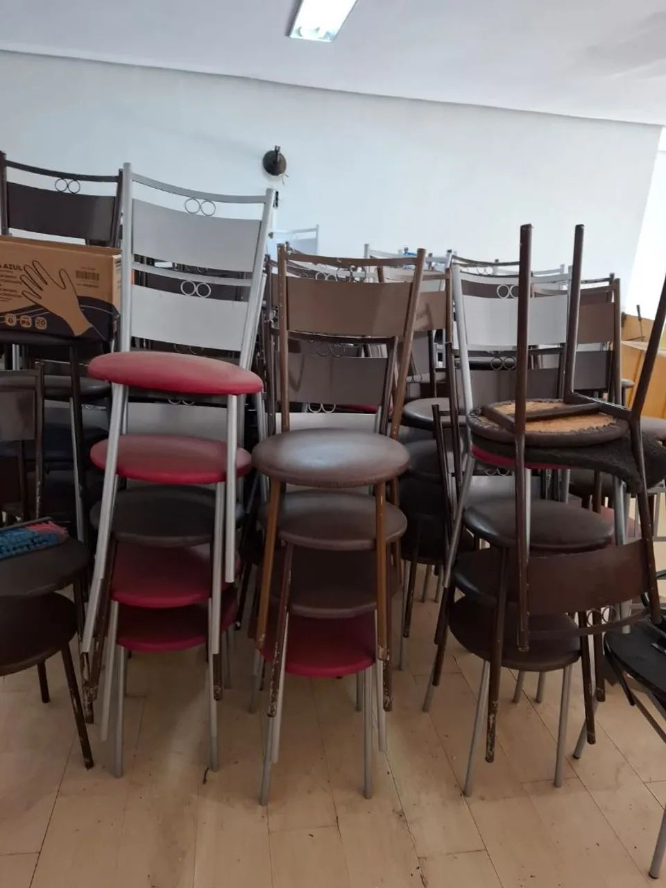 Cadeiras para restaurante - ótimo estado!