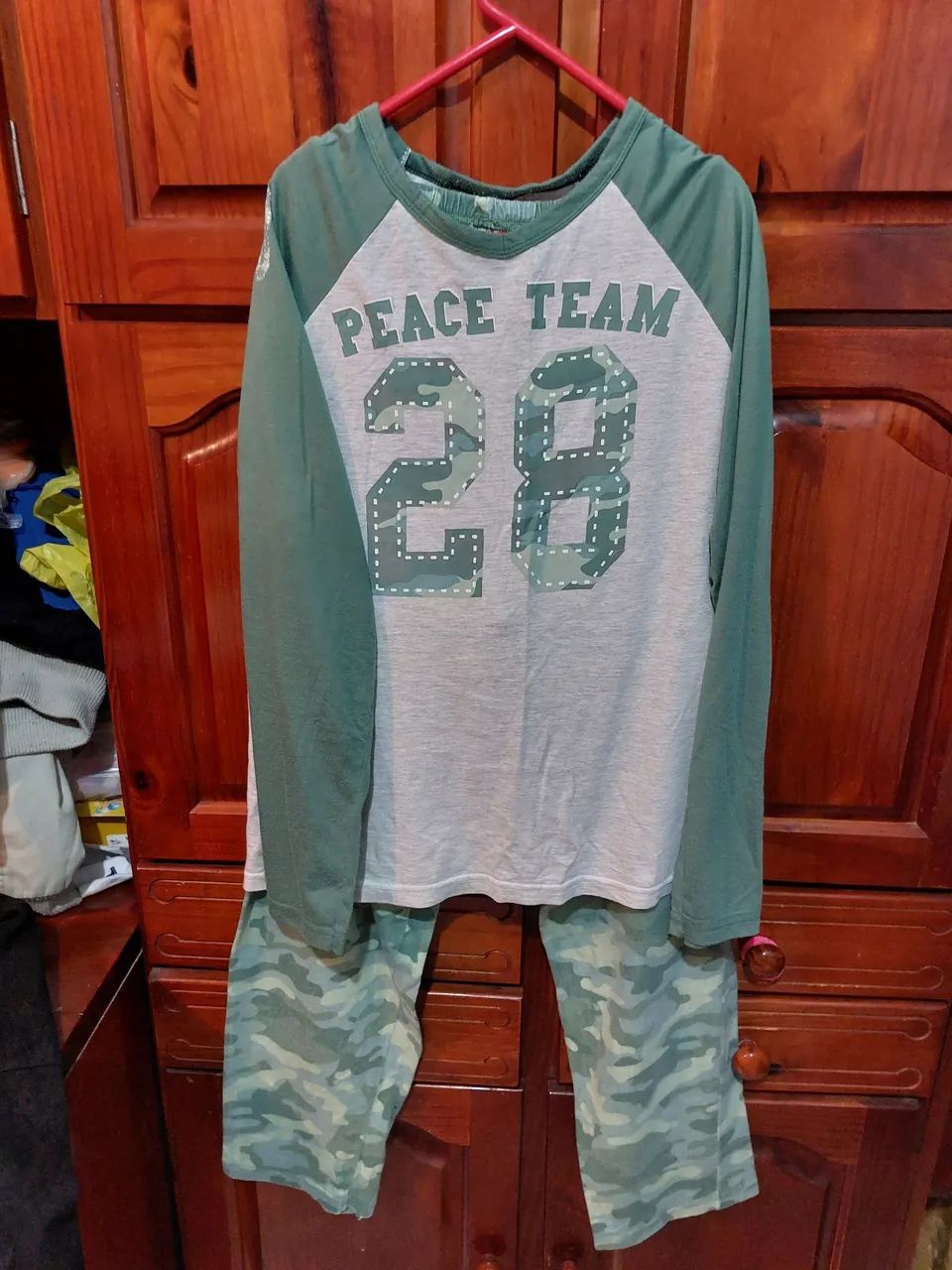 Conjunto de Pijama Peace Team 28 Camuflado