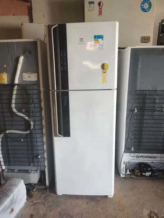 Geladeira Electrolux DF56 474L